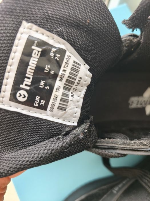 Кросовки 38 размер, новые