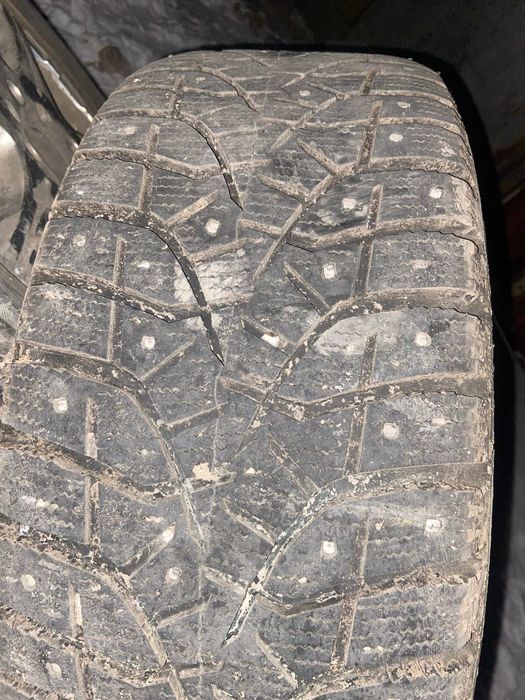 Продам комплект титанок р 17