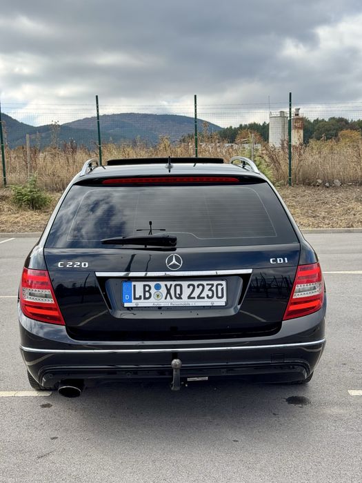 Mercedes-Benz C220 Avantgarde 7G-Tronic Plus