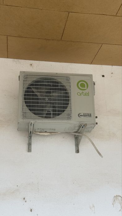 Artel 12 talik Konditsioner sotiladi narxini kelishamiz