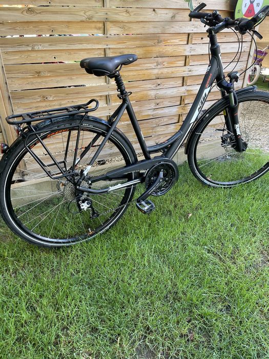 Bicicleta KTM Avenza Trekking