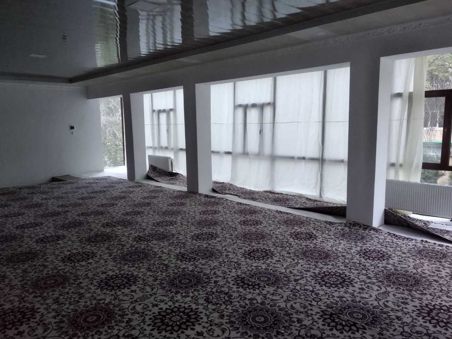 Термиз шаҳарда бино ижарага берилади