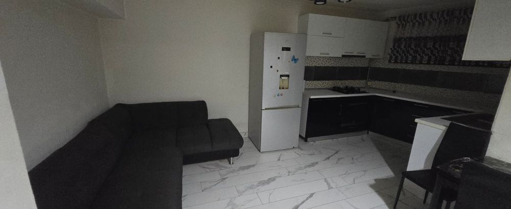 Inchiriez apartament zona bulevard