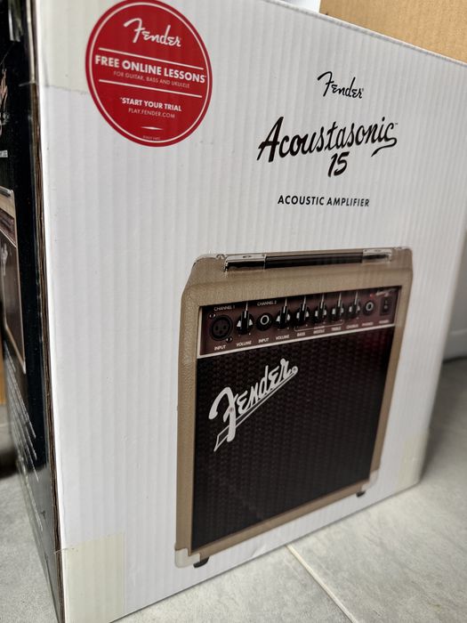 Amplificator Fender Acoustasonic 15