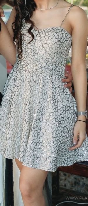 Официална рокля, размер М