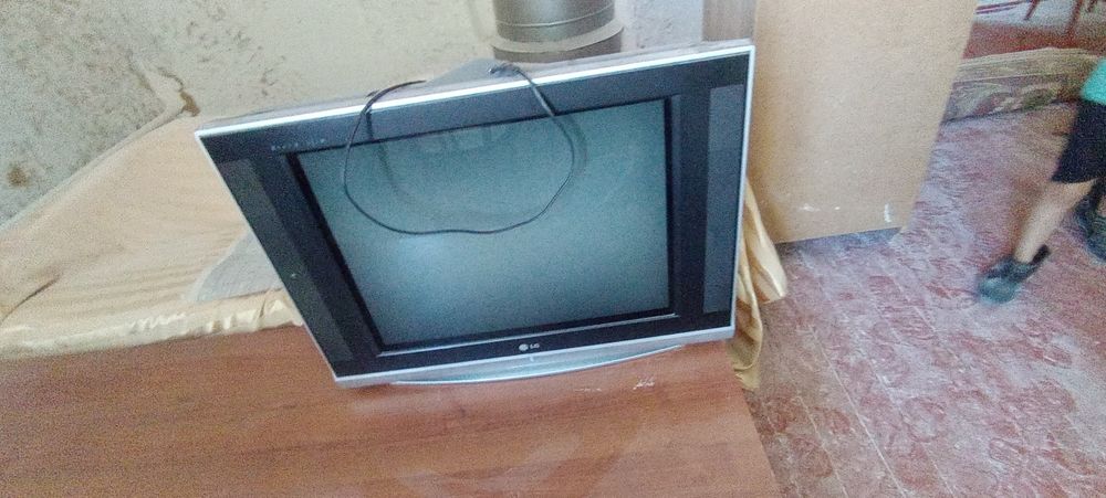 Телевизор LG телевизор