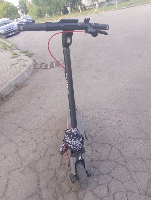 Vând trotinetă electrică Segway Ninebot E3.
