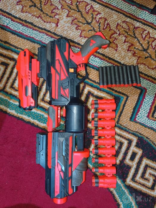Игрушечный бластер Nerf + дополнительный пистолет и патроны
