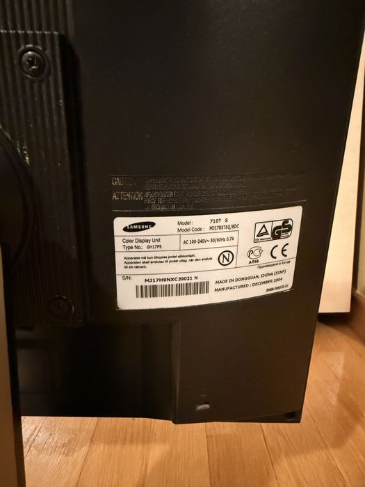 Monitor Samsung SyncMaster 710T, 17”, funcțional