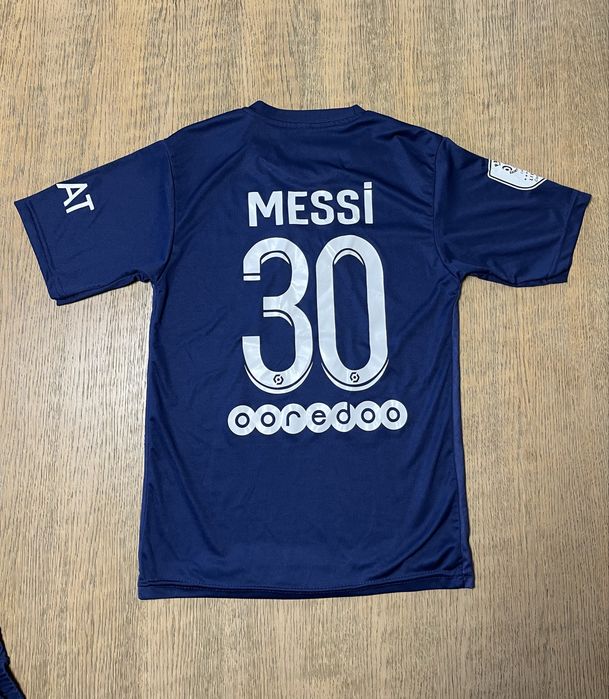 Футболен екип ПСЖ - Меси