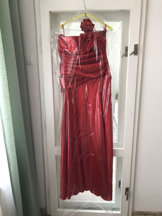 Нова официална дизайнерска бална рокля