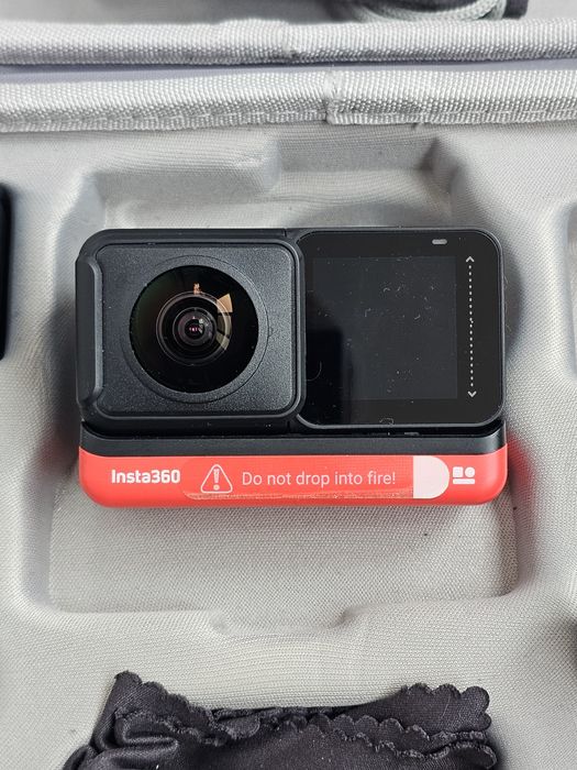 Insta360 One R camera 360 de grade modulara action camera