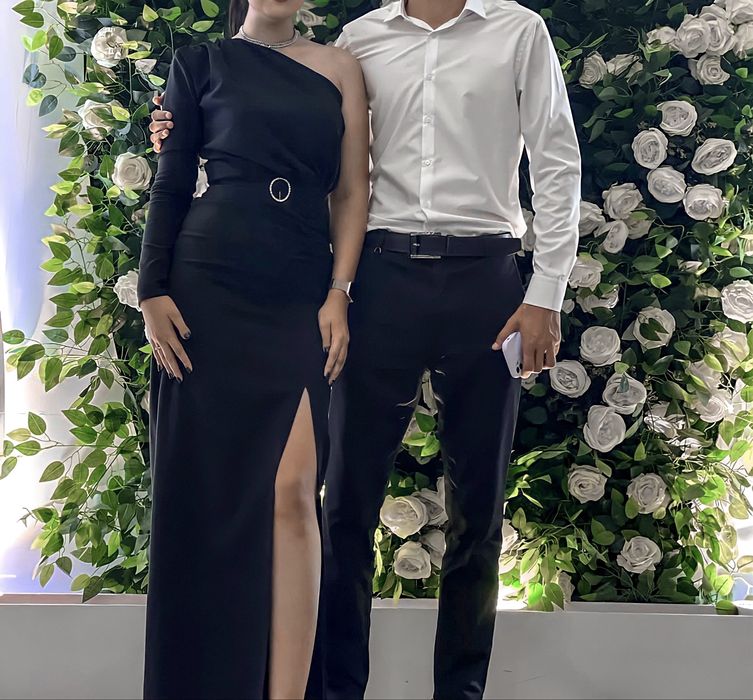 Продам вечерние платья