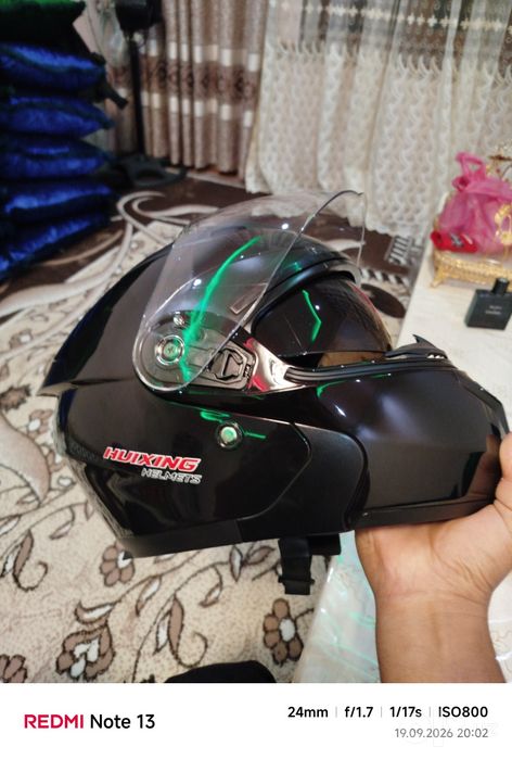 Moto shlem xali yengi
