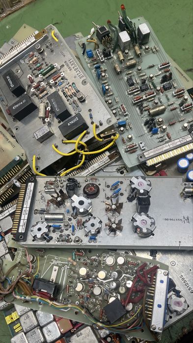 Платки. Електронна скрап