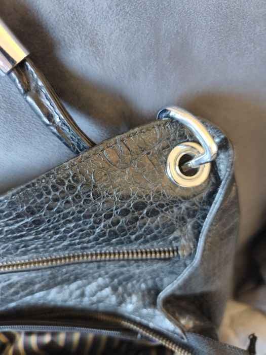 Продавам чанта качествена естествена кожа