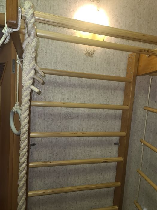 Продаётся шведская стенка