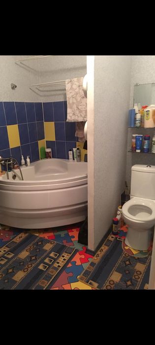 Продам Квартиру 4 комнатная