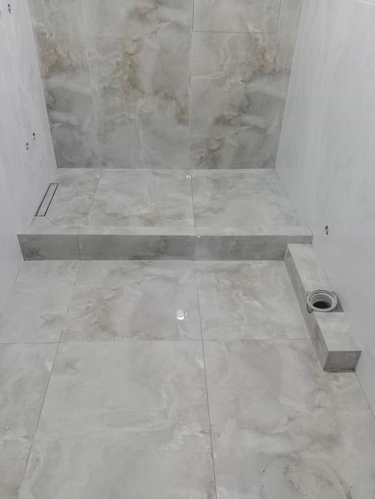 Кафелшик плитичник