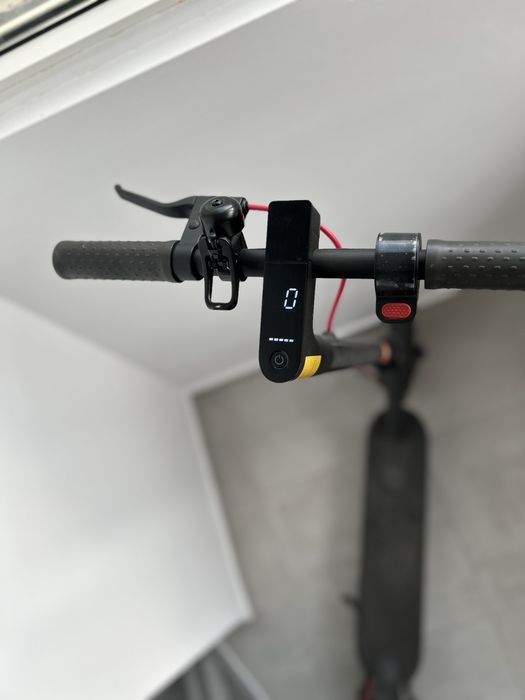 Trotineta electrica Xiaomi Mi Electric Scooter Pro 2