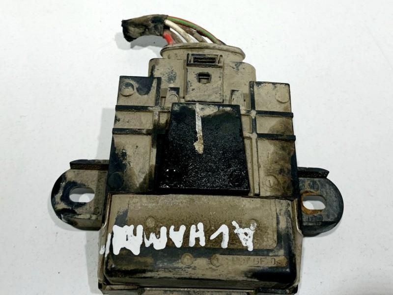 Releu / Modul pompa combustibil Seat Alhambra 2 5Q0906121F