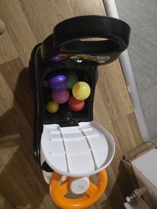 Mașinuța de calarit/ împins pentru copii