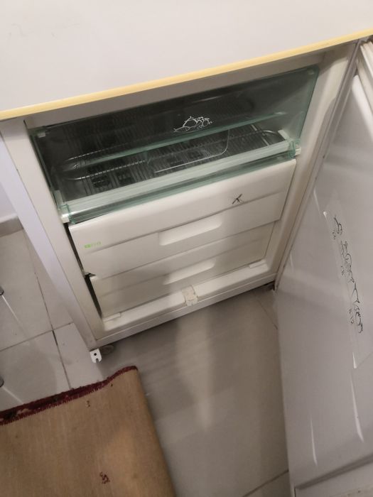 На запчасти холодильник