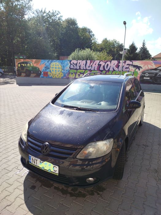 VOLKSWAGEN Golf Plus