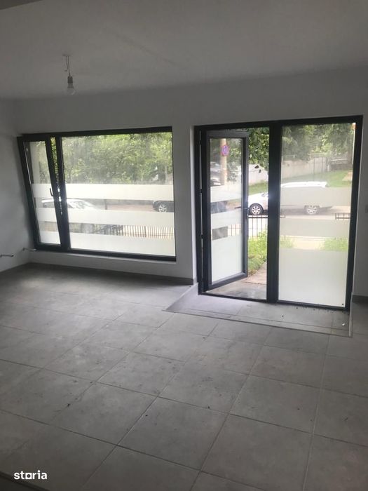 Spatiu comercial zona Liceului Economic