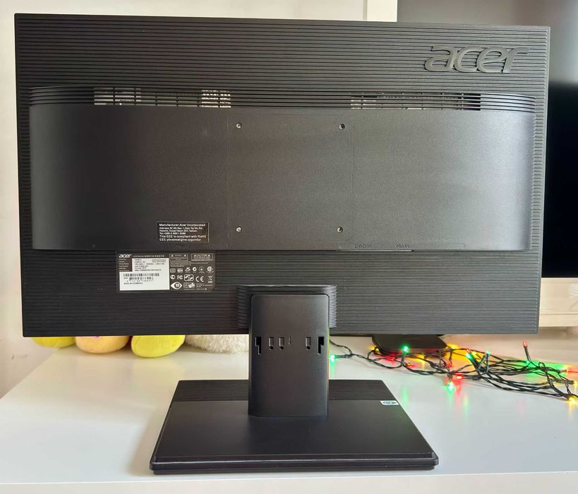 23" Монитор Acer V235HL