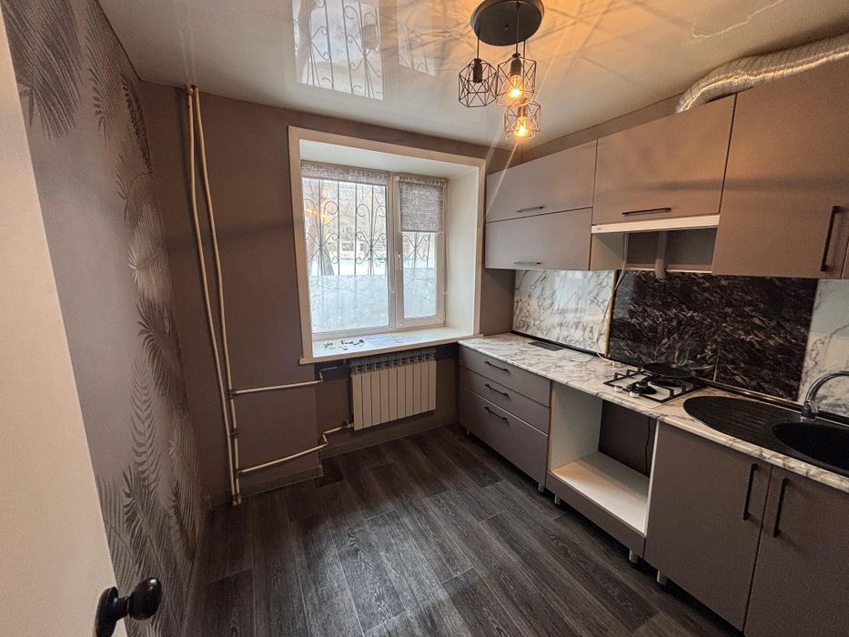 1  комнатная  на  КСК  Хозяин не малосимейка