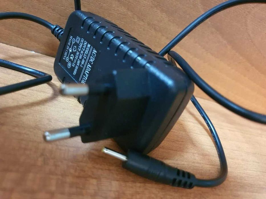 Адаптор, адаптер 5V-2A блок питания