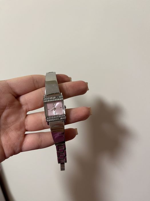 Дамски елегантен часовник