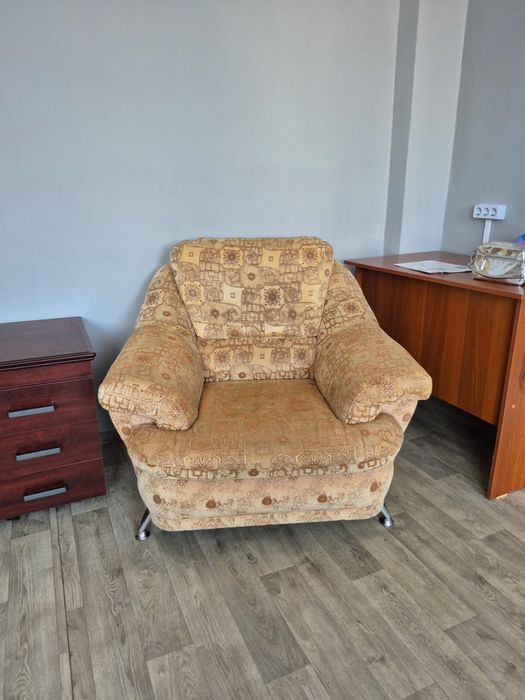 Продам мягкие удобные кресла