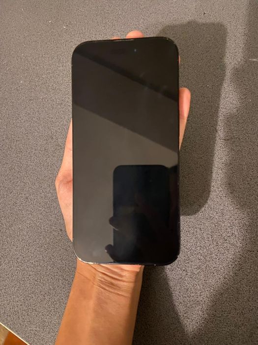 Отдам на запчасти iPhone 14 pro