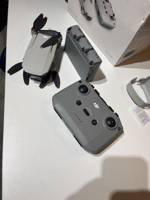 Продаю дрон Dj mini 2 в отличном состоянии