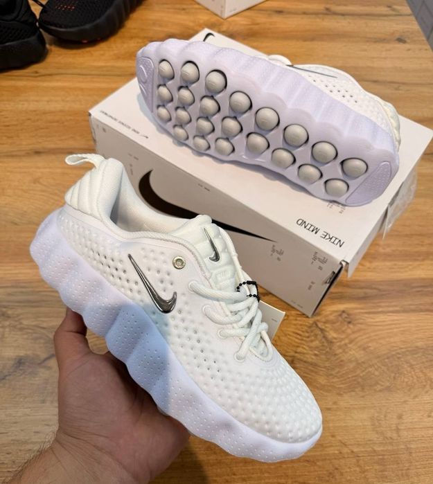 New model lux primum NIKE MIND