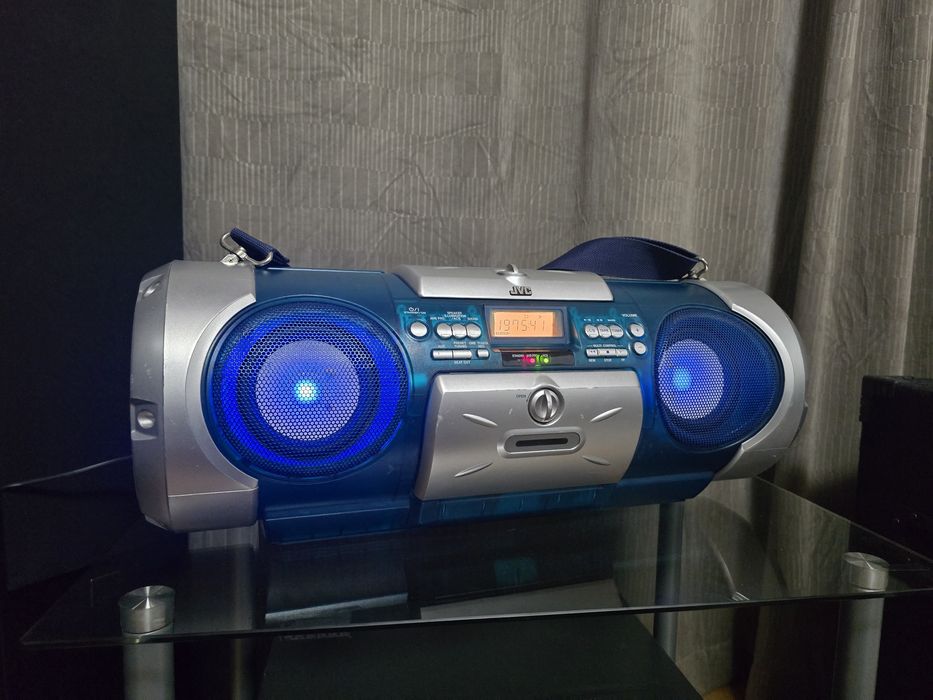 JVC RV-BV550 Boombox stereo puternic!!! Craiova • OLX.ro