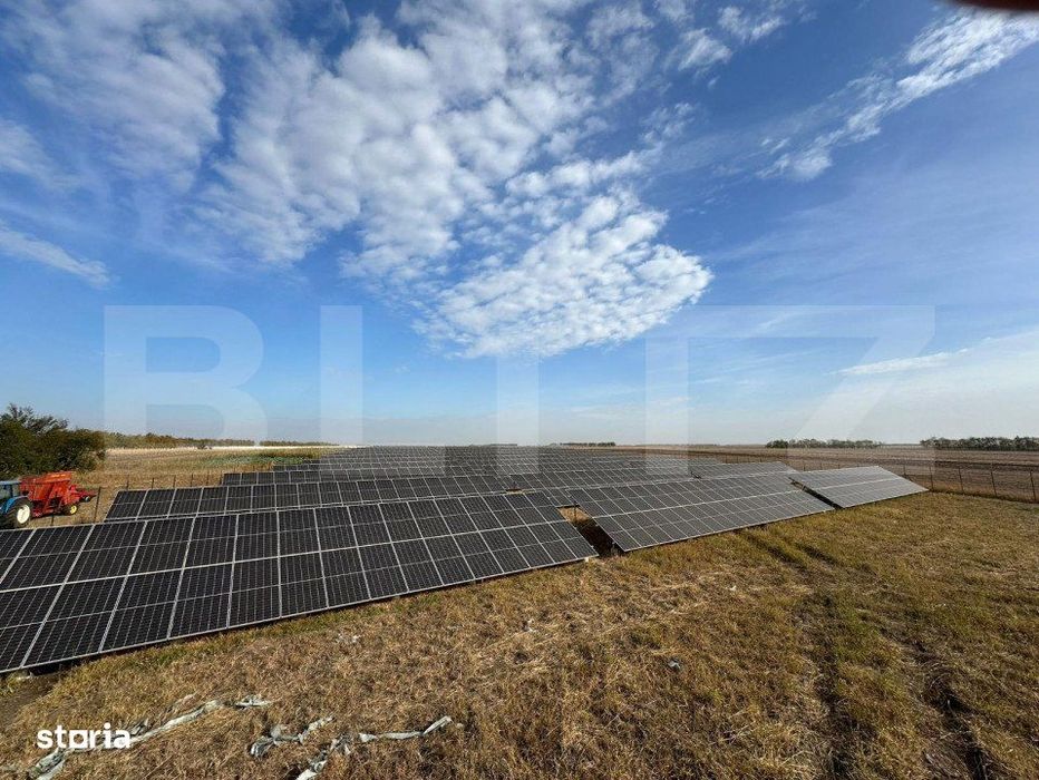 PARC FOTOVOLTAIC de 1 MW conectat la retea, teren de 2,70 ha, Urzica,