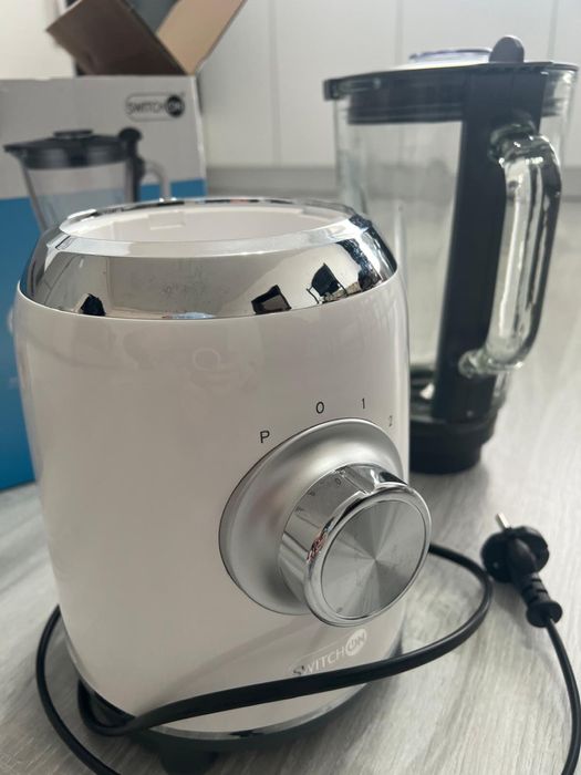 Blender 600w Swich ON in stare excelentă
