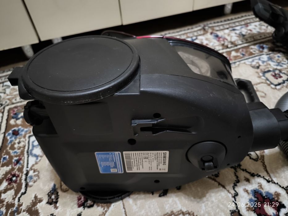 Продается пылесос самсунг