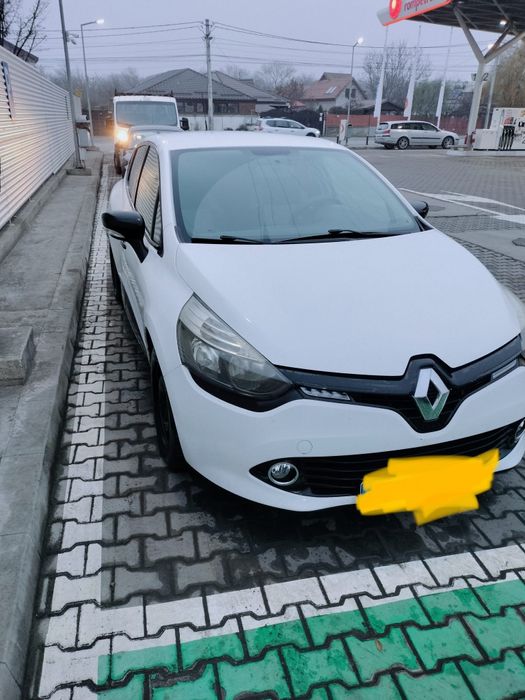 Proprietar vând Renault Clio IV