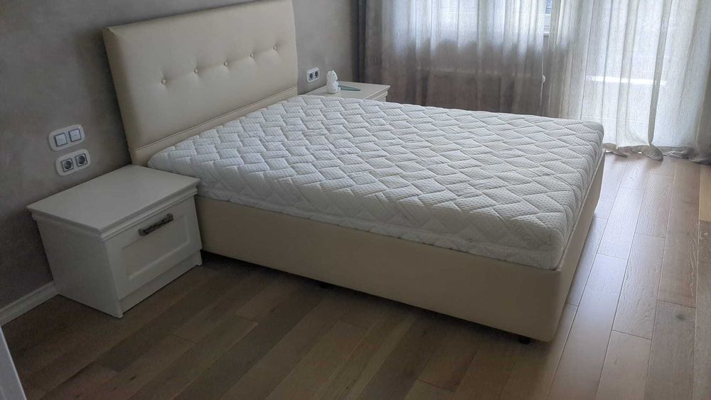 Спалня Тед в перфектно състояние+ матрак 140/200 Тед