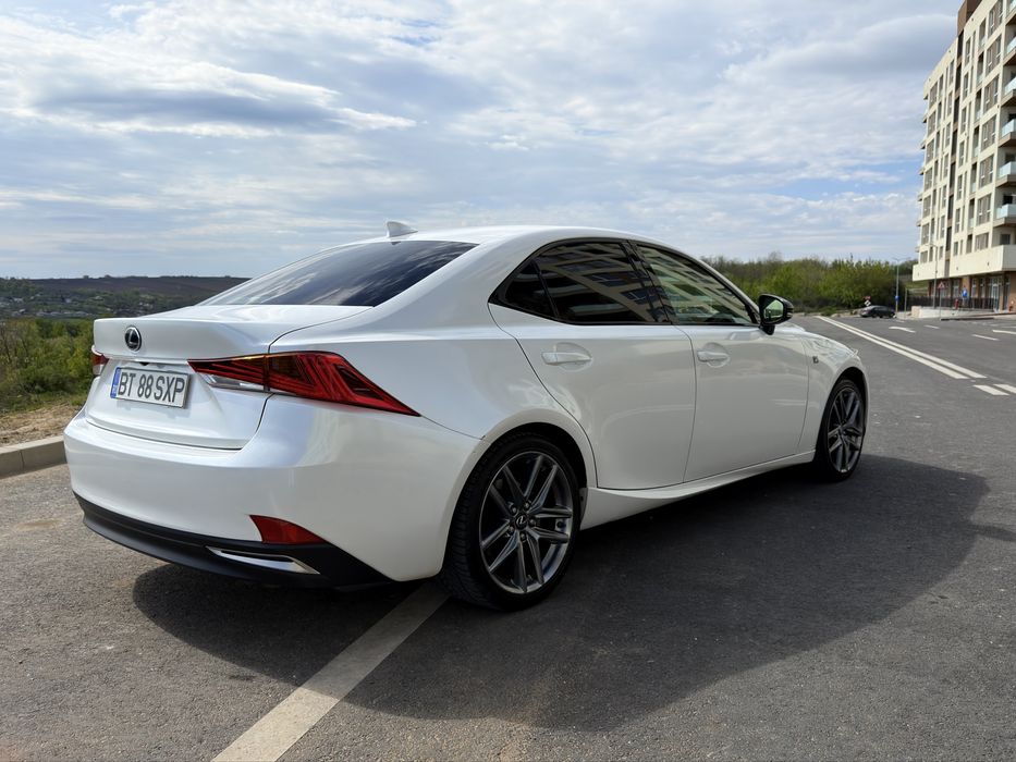 Lexus IS F-Sport