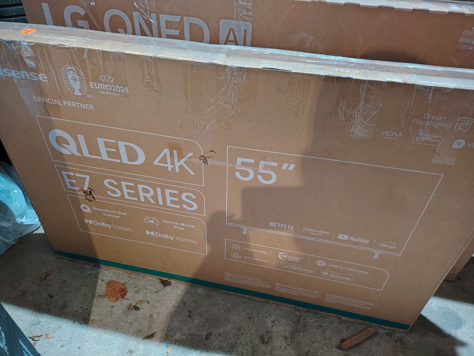 Televizor QLED Smart HISENSE 55E7KQ, Ultra HD 4K, HDR, 139cm