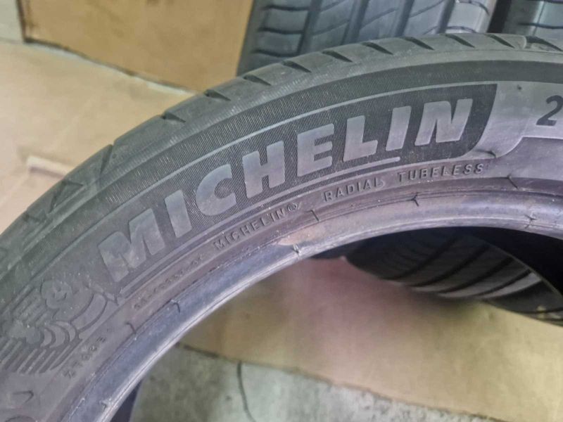 4 Michelin R17 205/50
летни гуми
DOT0120
