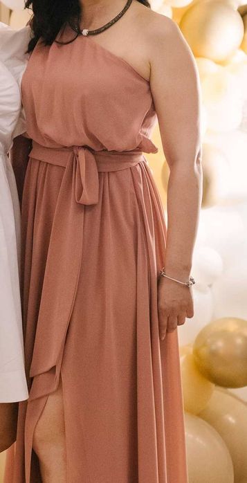 Дълга елегантна рокля Lynne