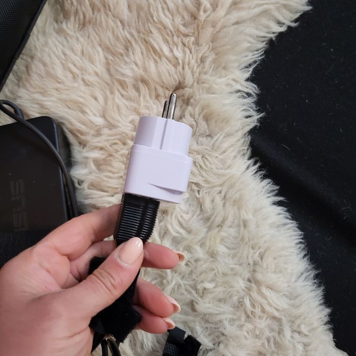 Продавам мощен геймърски лаптоп от САЩ нов Аsus  rog