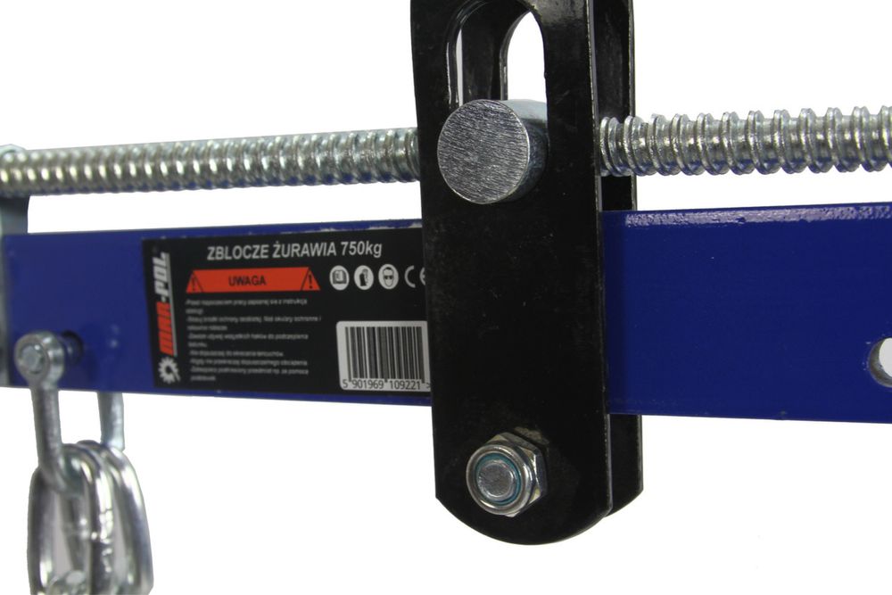 Хидравличен кран за двигатели тип “жираф” 2 тона с везна 750кг