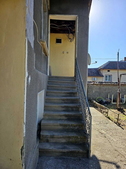 Продавам къща в село градище